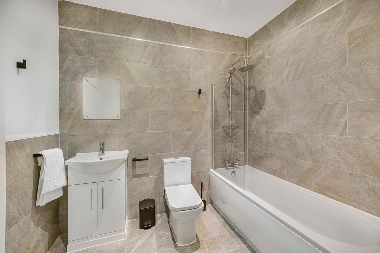 Guestready - Gladstone Hotel Ливърпул Екстериор снимка